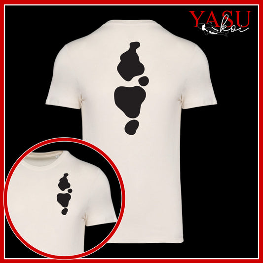 Experience ultimate comfort and style with our organic combed cotton T-Shirt featuring a stunning print inspired by the colours of a Utsuri koi.

Choose from a variety of colours and sizes to find the perfect fit for you.

Elevate your wardrobe with this unique and eye-catching piece today!

Pleas rerefer to the size chart in the photos when placing your order.